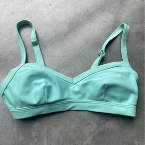 Xhilaration Women’s XS Swimsuit Top